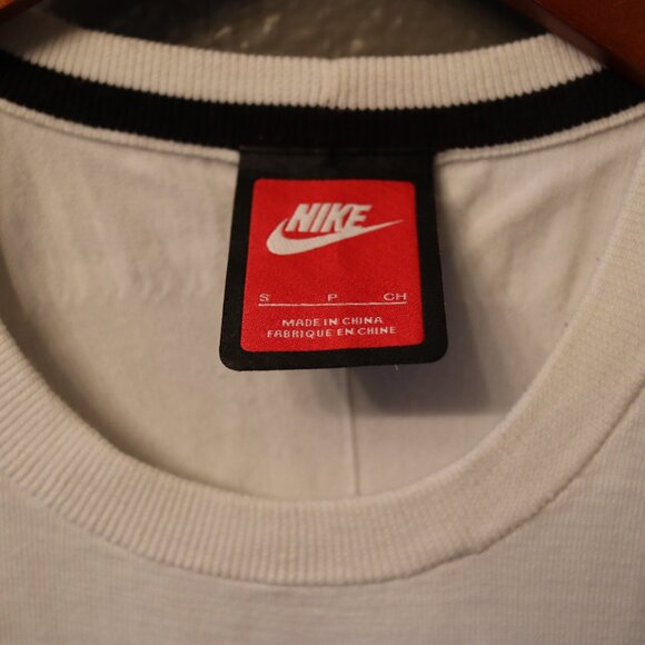 Nike Tech Knit Pocket Tee White Small 729397-100 - Picture 3 of 6